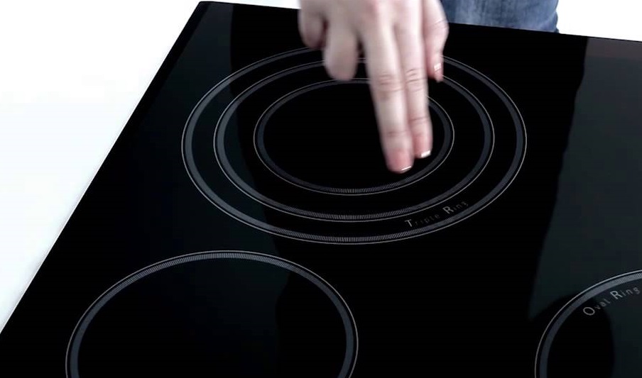 Как включить и выключить индукционную варочную панель Как включить и выключить индукционную варочную панель