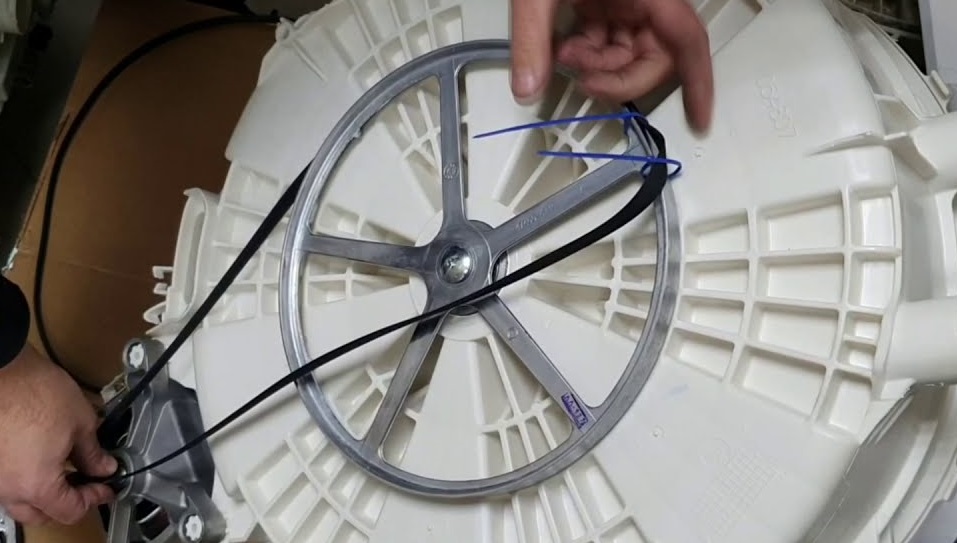 Как установить ремень на стиральную машину Как установить ремень на стиральную машину