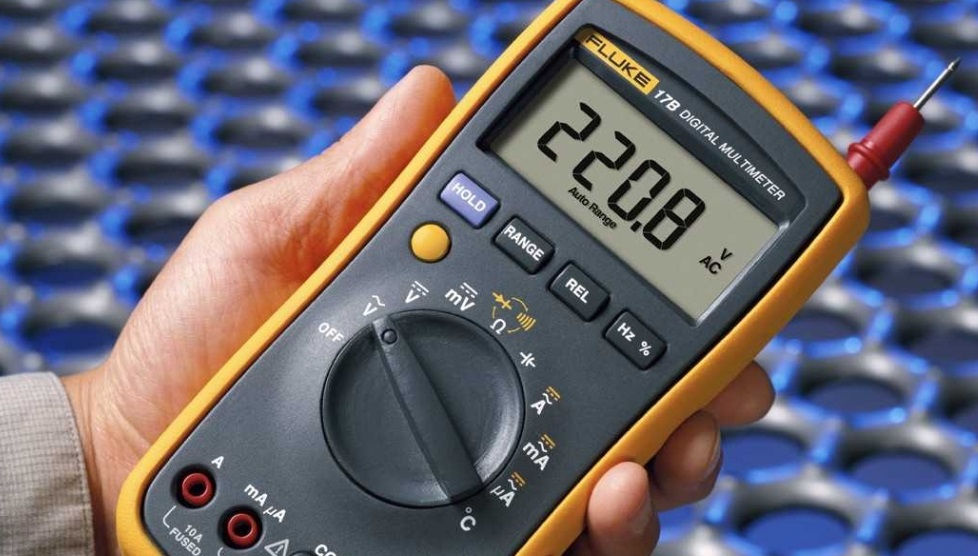 Ошибка E0 на индукционной варочной панели Ошибка E0 на индукционной варочной панели