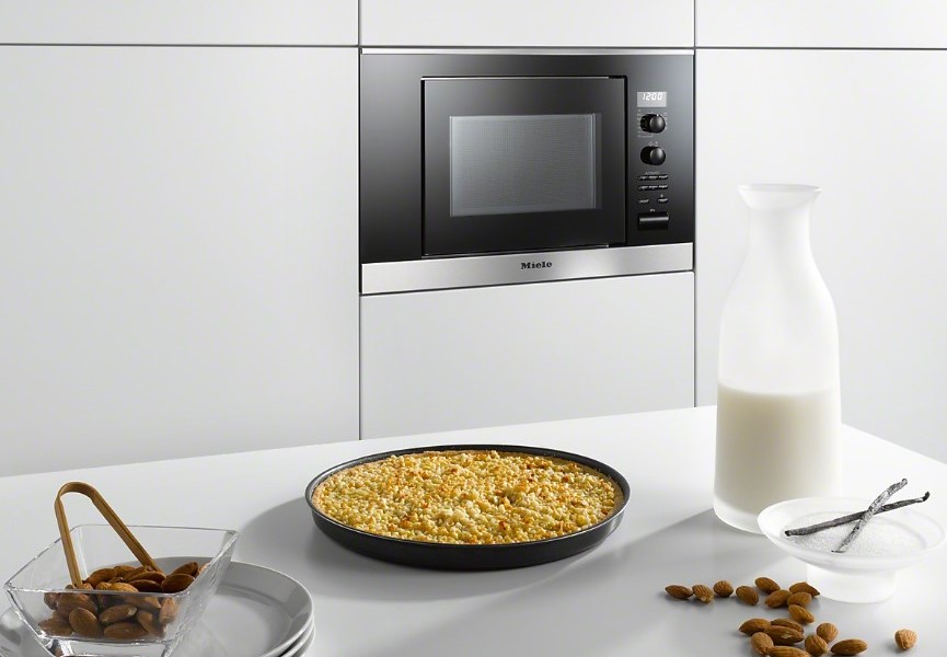 Инверторная микроволновая печь