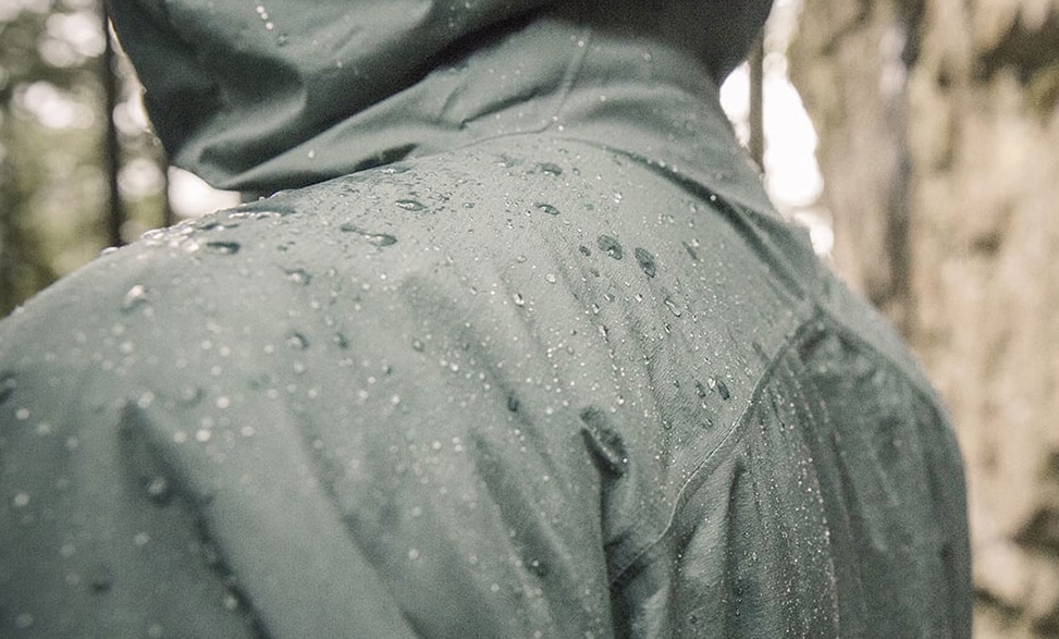 Можно ли стирать пуховик в стиральной машине Можно ли стирать пуховик в стиральной машине