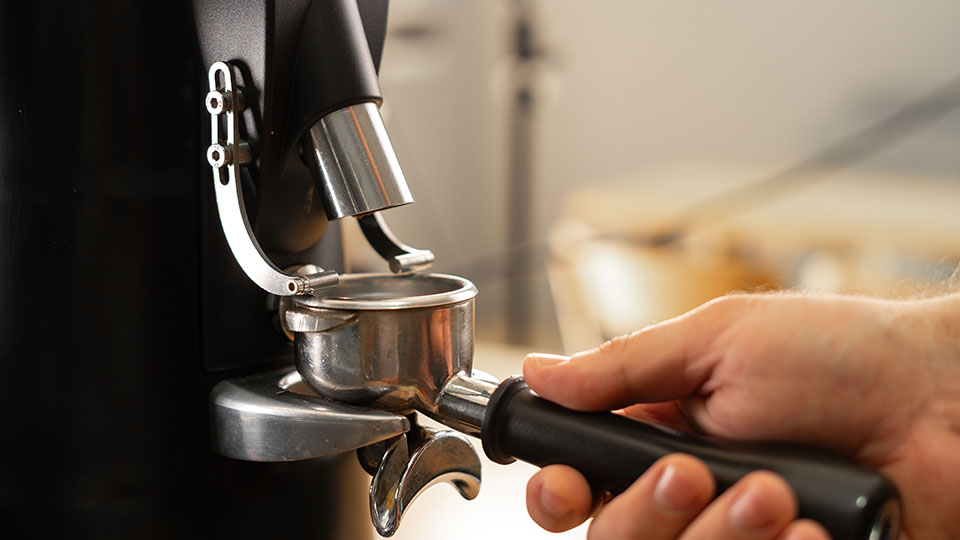 Как пользоваться рожковой кофемашиной Как пользоваться рожковой кофемашиной