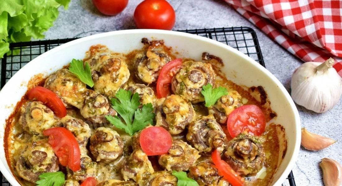 Шампиньоны с чесноком и майонезом