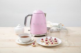Обзор электрического чайника Smeg KLF03PKEU Обзор электрического чайника Smeg KLF03PKEU