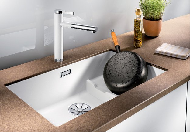 Мойка Blanco SUBLINE 700-U Level SILGRANIT отводная арматура InFino® антрацит (фото 2) Мойка Blanco SUBLINE 700-U Level SILGRANIT отводная арматура InFino® антрацит (preview 2)