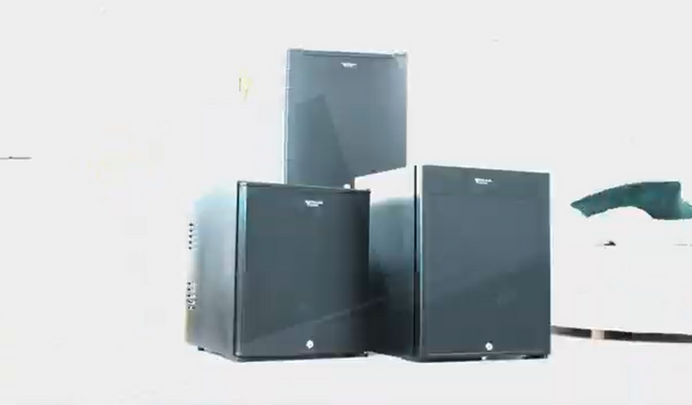 Винный шкаф Cold Vine MCT-40B (video 1)