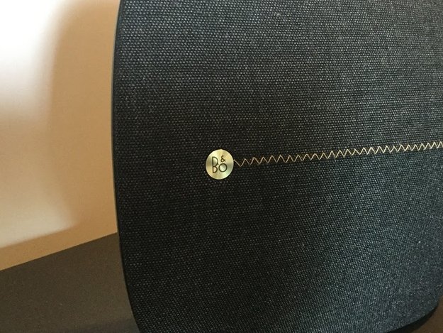 Беспроводная акустическая система Bang & Olufsen Beoplay A6 Oxidized brass (preview 6)