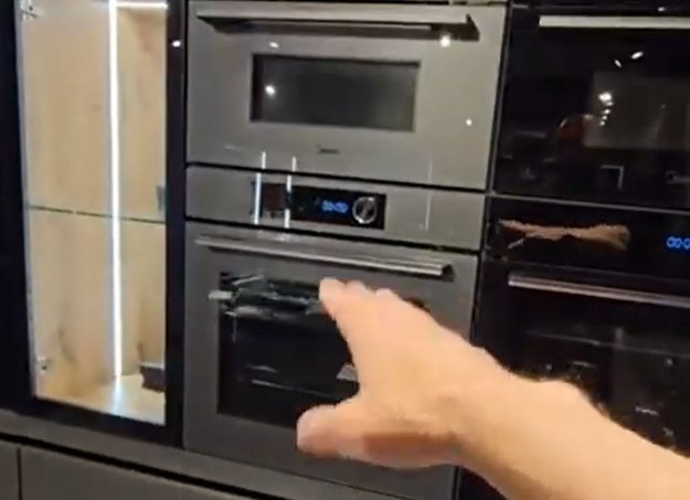 Духовой шкаф Midea MO67003GB (video 1)