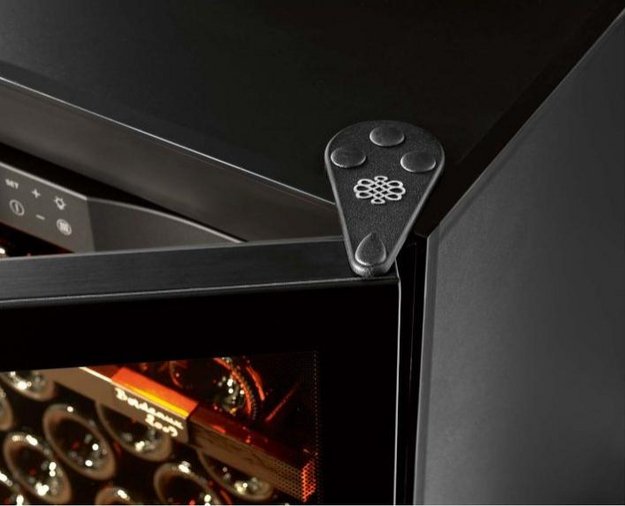 Встраиваемый мультитемпературный винный шкаф EuroCave S-259 K-800019-L (preview 6)