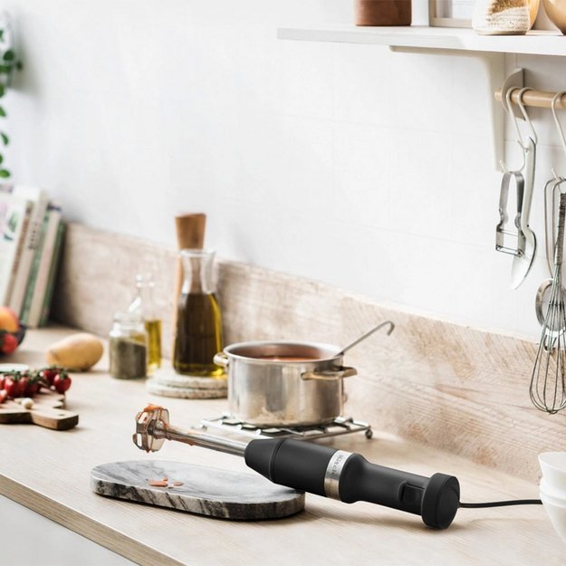 Погружной блендер KitchenAid 5KHBV83EBM матовый черный (preview 8)