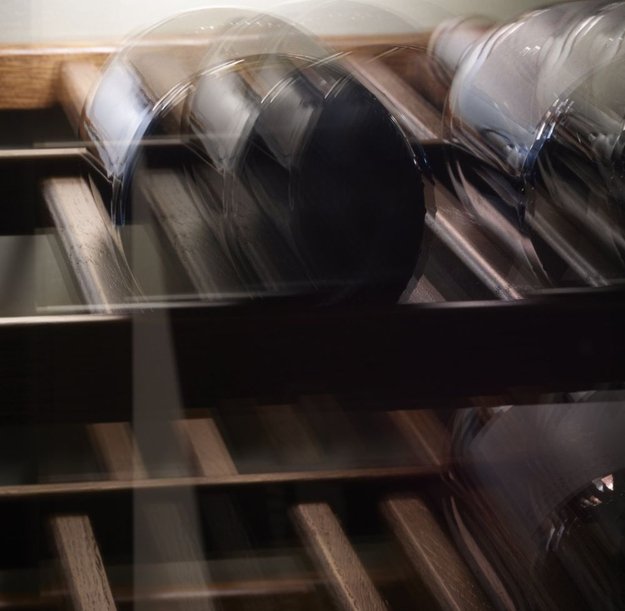 Встраиваемый винный шкаф V-Zug WineCooler V6000 Supreme WC6T-51097 R (preview 6)