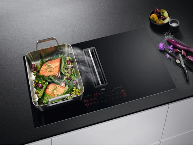 Варочная панель со встроенной вытяжкой AEG CCE84779CB (preview 8)