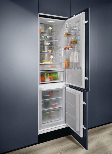 Встраиваемый холодильник Electrolux ENC8MC19S (preview 11)
