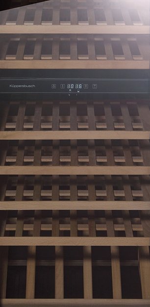 Встраиваемый холодильник для охлаждения вина Kuppersbusch FWK 4800.0 S3 (preview 2)