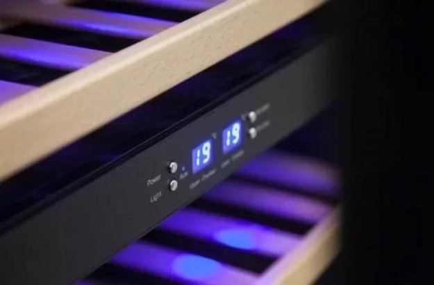 Винный шкаф Cold Vine C44-KST2 (preview 3)