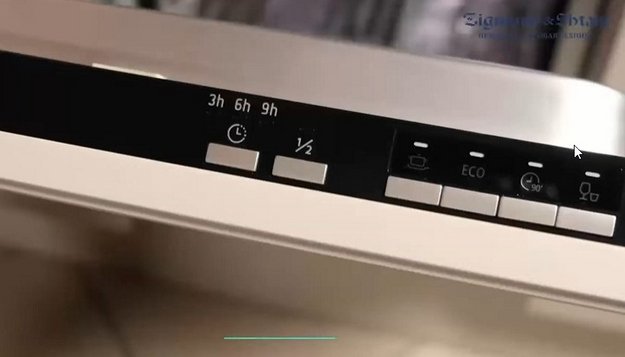 Встраиваемая посудомоечная машина Zigmund Shtain DW 129.6009 X (video 2)