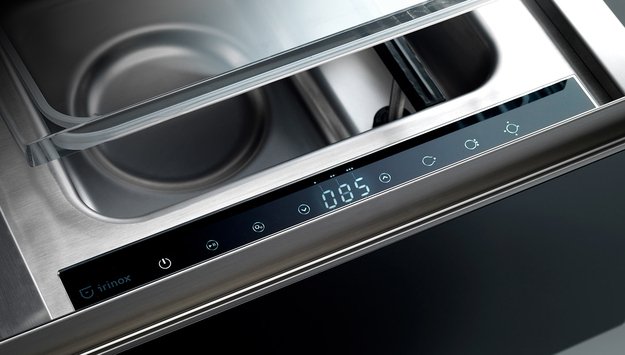 Встроенный вакууматор Irinox Zero 45 HZ452350001 (нержавеющая сталь/черный) (preview 2)