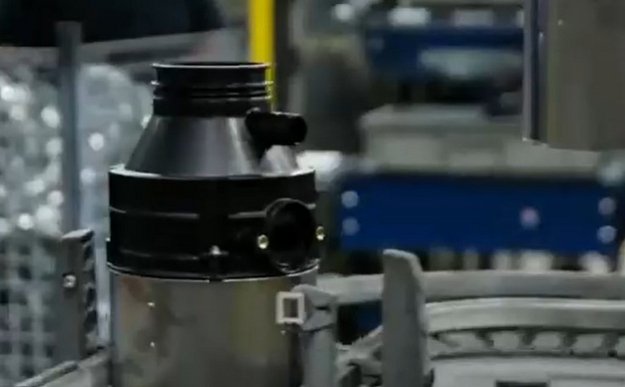 Измельчитель пищевых отходов InSinkErator ISE S60 (video 1)