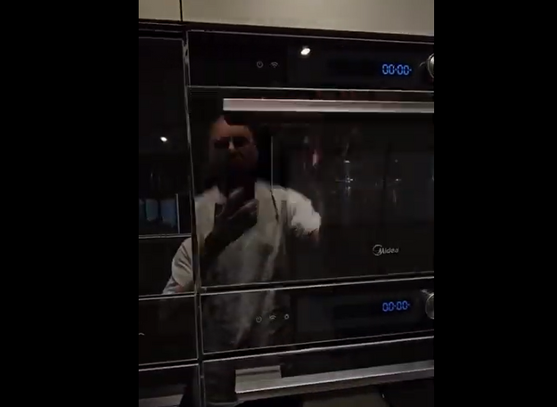 Духовой шкаф Midea MO37007GB (video 3)