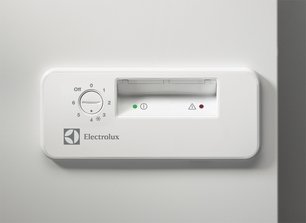 Морозильный ларь Electrolux EC2800AOW2 фото 2 в Екатеринбурге