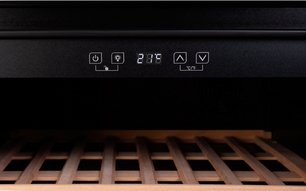 Встраиваемый винный шкаф Graude FWK 45.2 фото 3 в Екатеринбурге