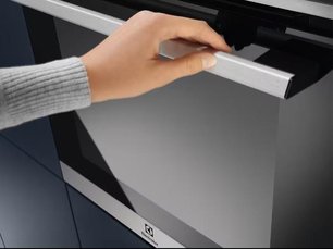 Духовой шкаф Electrolux EOF6P70X фото 3 в Екатеринбурге