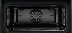 Духовой шкаф AEG KMR761000W фото 3 в Екатеринбурге