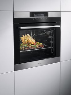 Духовой шкаф AEG BPR742320M фото 3 в Екатеринбурге