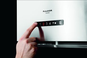 Вытяжка Фулгор Милано SHI 9004 TC X фото 3 в Екатеринбурге Вытяжка Fulgor Milano SHI 9004 TC X фото 3 в Екатеринбурге
