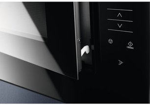 Встраиваемая микроволновая печь Electrolux KMFD264TEX фото 4 в Екатеринбурге