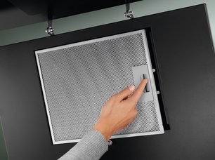Вытяжка Электролюкс EFV516K фото 4 в Екатеринбурге Вытяжка Electrolux EFV516K фото 4 в Екатеринбурге