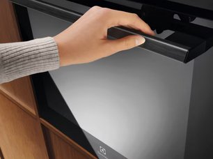 Духовой шкаф Electrolux LOE8P38Z фото 4 в Екатеринбурге