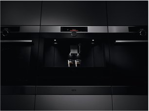 Встраиваемая кофемашина AEG KKK994500M фото 2 в Екатеринбурге