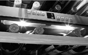 Винный шкаф Smeg SCV36X1 фото 3 в Екатеринбурге