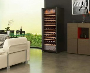 Трехтемпературный винный шкаф EuroCave E-PURE-L P-300060-L фото 4 в Екатеринбурге