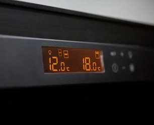 Трехтемпературный винный шкаф EuroCave E-PURE-L P-300049-L фото 3 в Екатеринбурге