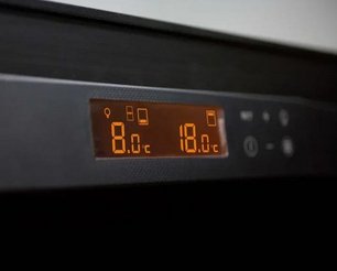 Мультитемпературный винный шкаф EuroCave S-PURE-S P-300015-S фото 3 в Екатеринбурге