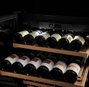 Монотемпературный винный шкаф EuroCave V-LAPREM-M VLP-1001-M фото 4 в Екатеринбурге