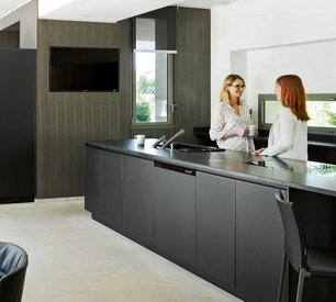 Встраиваемый монотемпературный винный шкаф V-INSP-S EuroCave I-090018-S фото 4 в Екатеринбурге