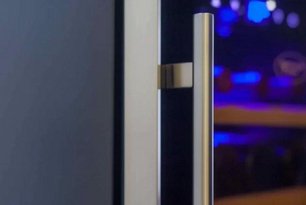 Винный шкаф Cold Vine C12-KBF1 фото 4 в Екатеринбурге