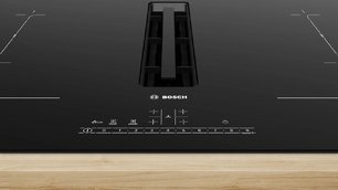 Индукционная варочная панель с вытяжкой Bosch PVQ811F15E фото 2 в Екатеринбурге