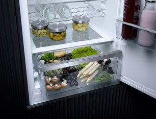 Встраиваемый холодильник Miele KFN 7733 E новый, без коробки фото 2 в Екатеринбурге