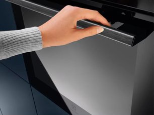 Духовой шкаф Electrolux EOD5C70BZ фото 4 в Екатеринбурге