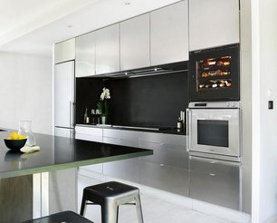 Встраиваемый монотемпературный винный шкаф EuroCave V-INSP-XS I-090011-XS фото 2 в Екатеринбурге