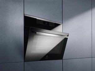 Духовой шкаф Electrolux VKL8E08WX фото 2 в Екатеринбурге
