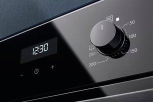 Духовой шкаф Electrolux EOD5H70Z фото 4 в Екатеринбурге