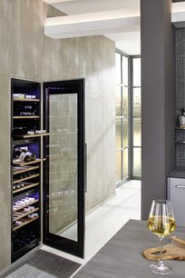 Встраиваемый холодильник для вина Kuppersbusch FWK 8850.0 S фото 2 в Екатеринбурге