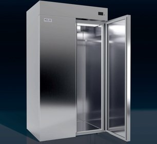 Холодильник для шуб Блю Айс Профессионал FBI1200P2 фото 3 в Екатеринбурге Холодильник для шуб Blue Ice Professional FBI1200P2 фото 3 в Екатеринбурге