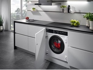 Встраиваемая стиральная машина AEG L8FBE48SCI фото 4 в Екатеринбурге