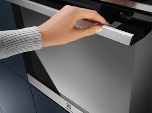 Духовой шкаф Electrolux EOD6P66X фото 3 в Екатеринбурге